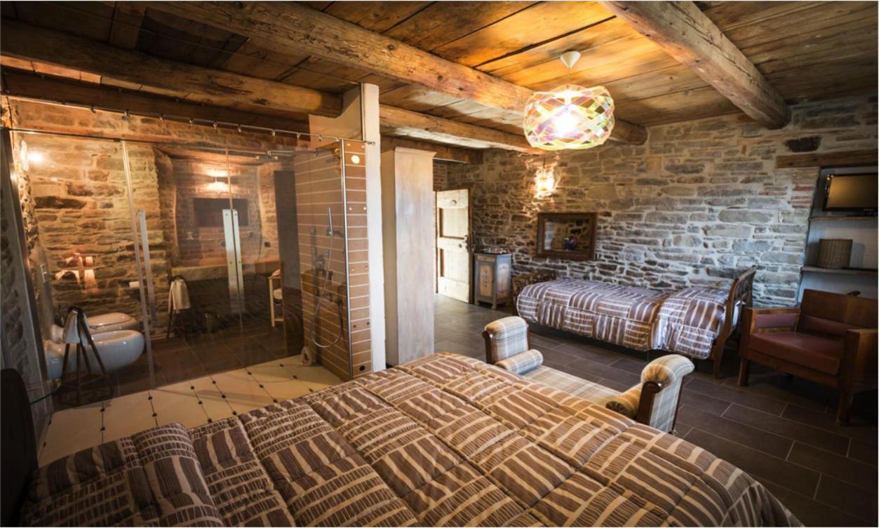 La Locanda Della Campanara Санта-София Экстерьер фото