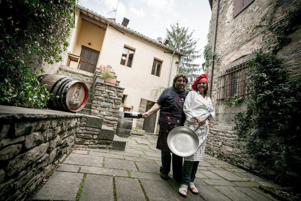 La Locanda Della Campanara Санта-София Экстерьер фото
