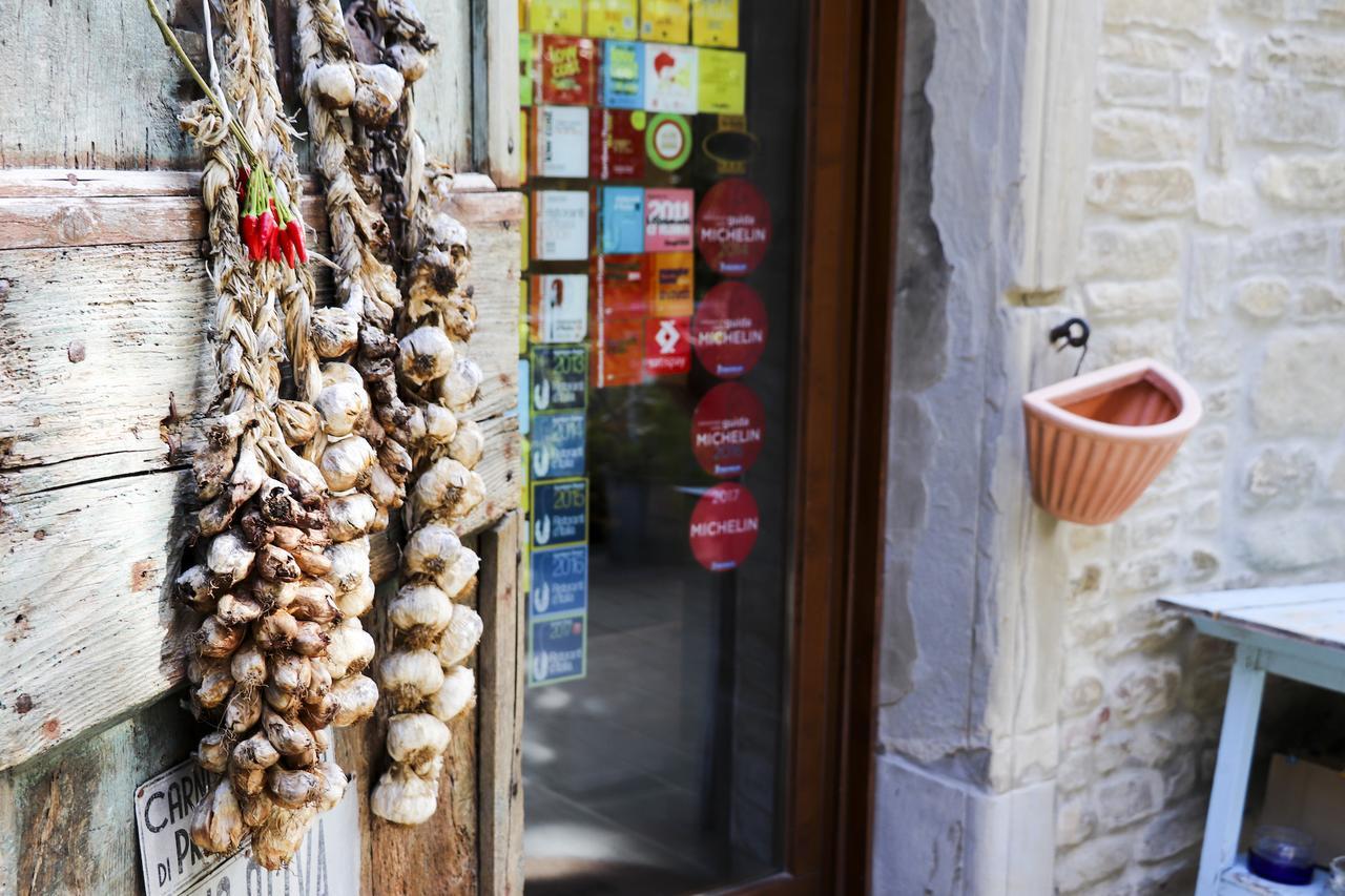 La Locanda Della Campanara Санта-София Экстерьер фото