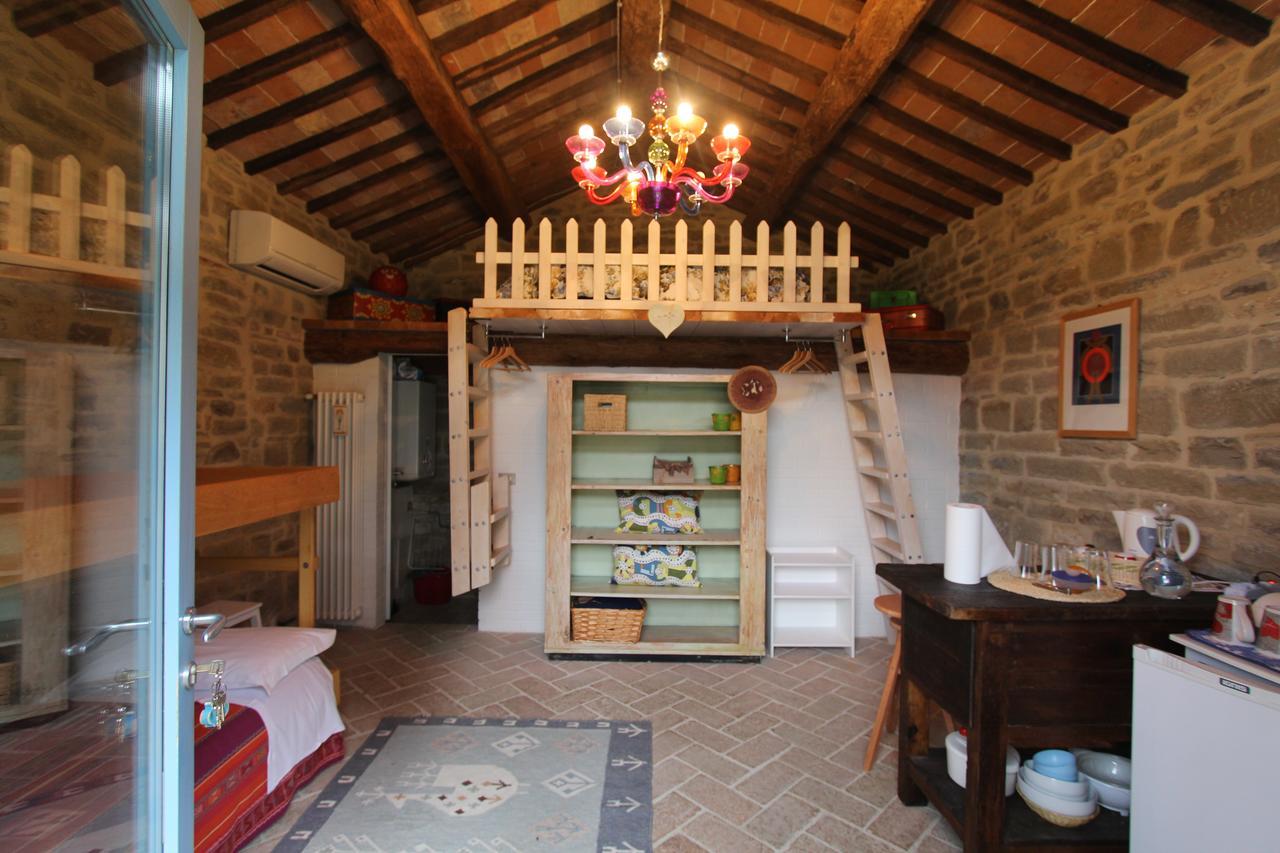 La Locanda Della Campanara Санта-София Экстерьер фото