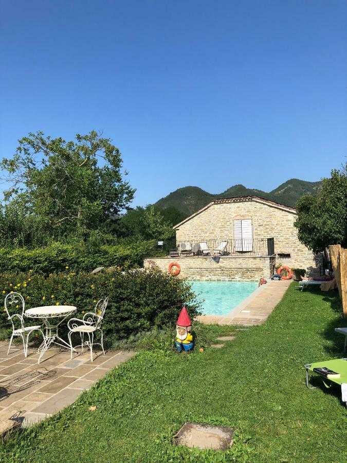 La Locanda Della Campanara Санта-София Экстерьер фото
